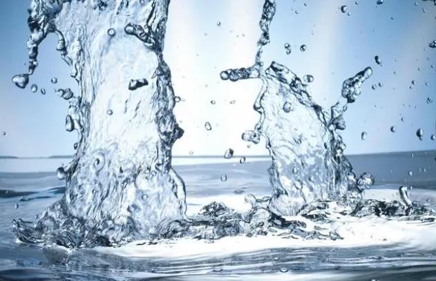 水